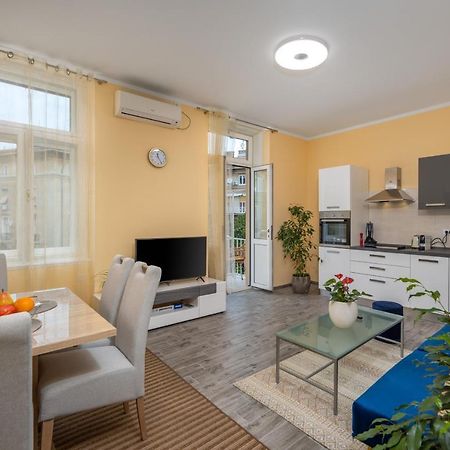 Riviere Luxury Apartment Rijeka Exteriör bild